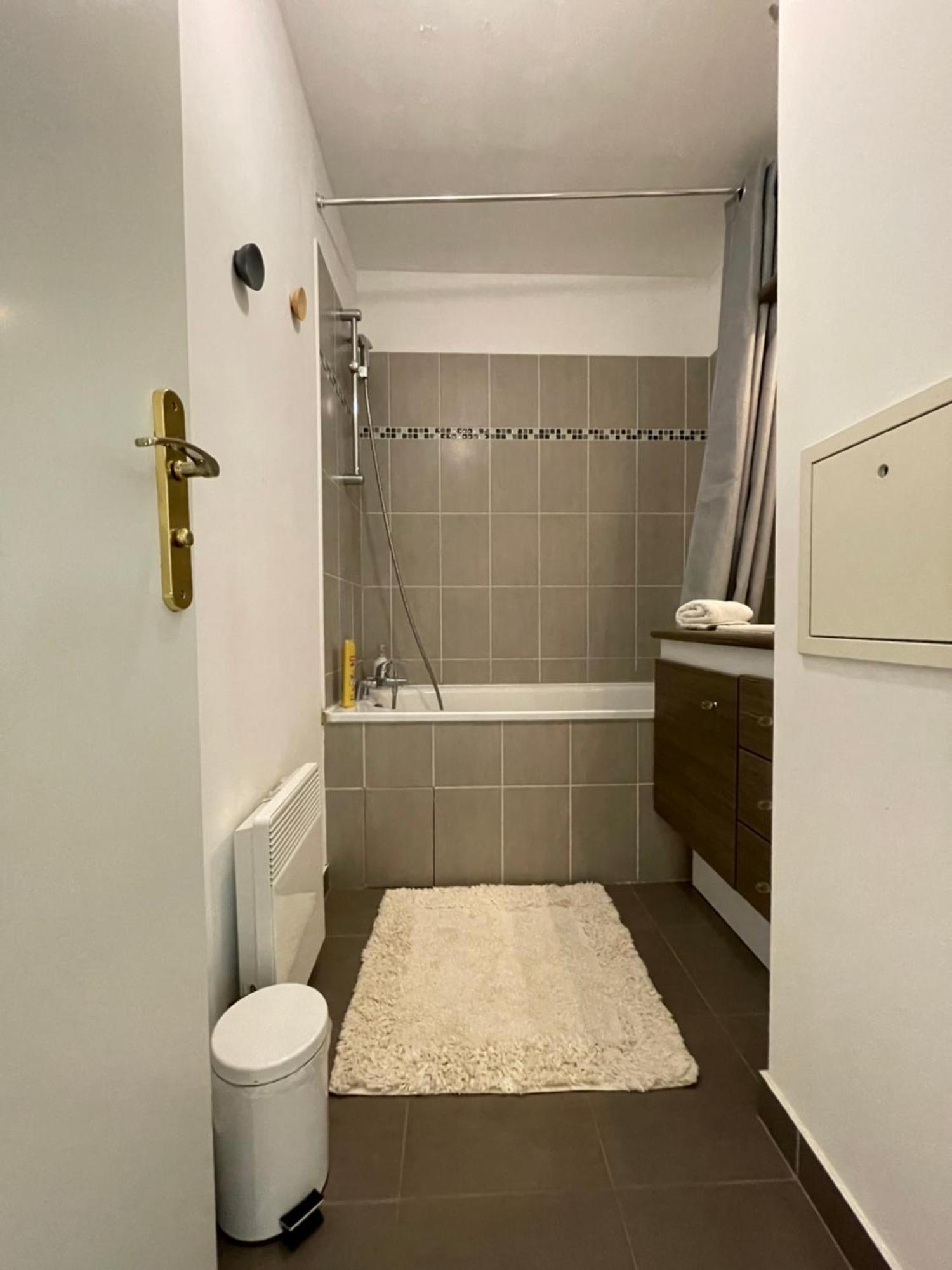 Duplex Moderne 8Per&3Ch&10 Min Disney&Parking Free Magny-le-Hongre Dış mekan fotoğraf