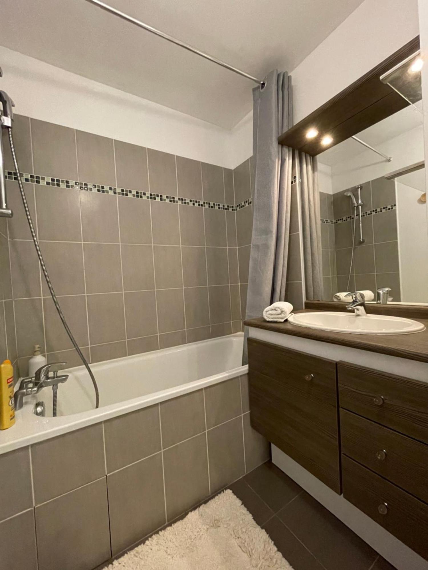 Duplex Moderne 8Per&3Ch&10 Min Disney&Parking Free Magny-le-Hongre Dış mekan fotoğraf
