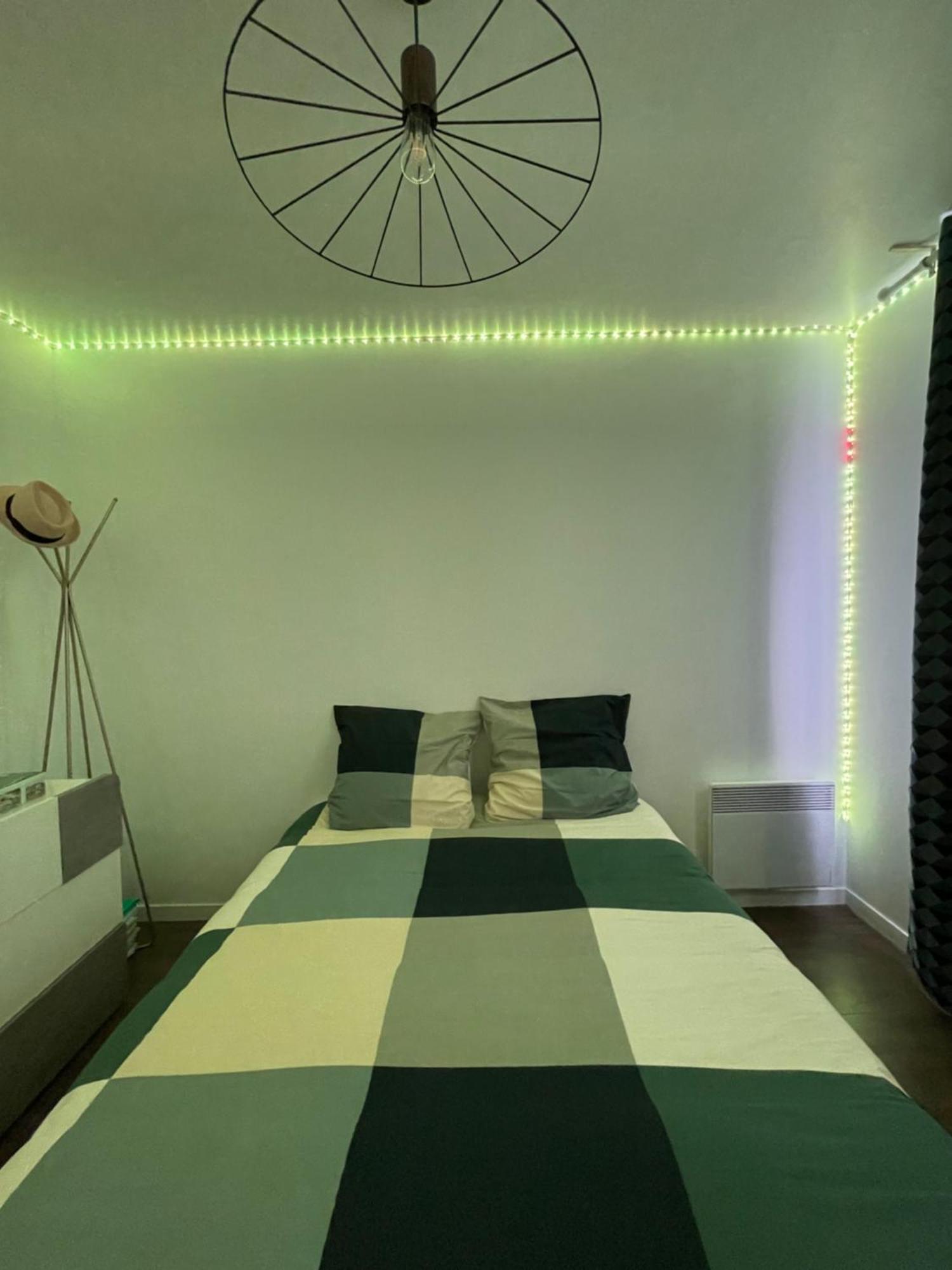 Duplex Moderne 8Per&3Ch&10 Min Disney&Parking Free Magny-le-Hongre Dış mekan fotoğraf